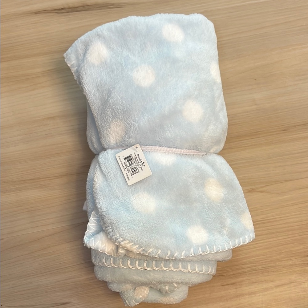 Mud Pie | Blue and White Baby Blanket & Hat Set - Picture 3 of 3